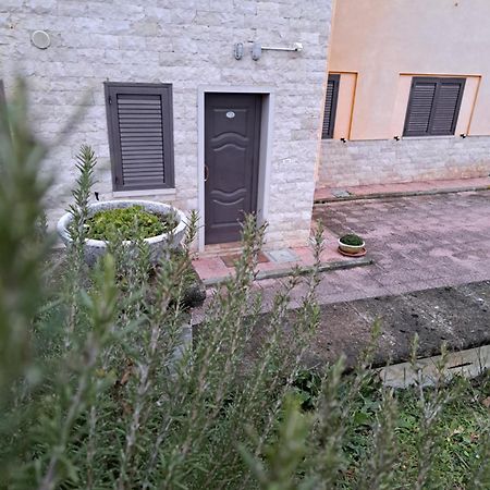 La Casa Di Mezzo-Affitti Brevi-Zona Ospedali Villa Busso Dış mekan fotoğraf