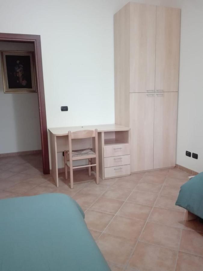 La Casa Di Mezzo-Affitti Brevi-Zona Ospedali Villa Busso Dış mekan fotoğraf