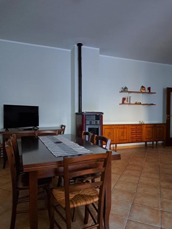 La Casa Di Mezzo-Affitti Brevi-Zona Ospedali Villa Busso Dış mekan fotoğraf